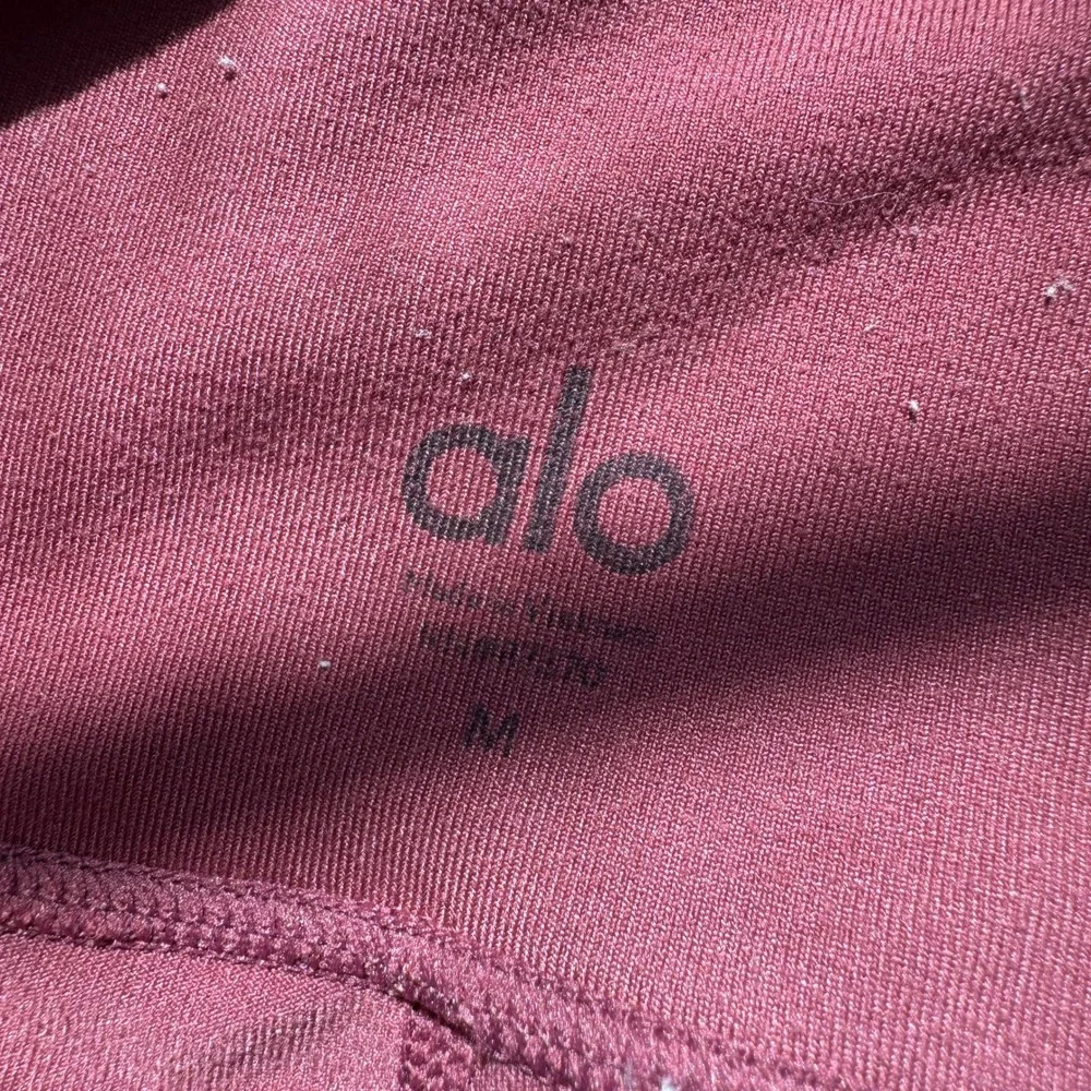 Alo Yoga Airbrush High Waist Flare‎ Pants Cranberry Red Medium Yoga Leggings